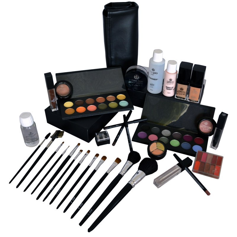 kit maquillage pour professionnel maqpro